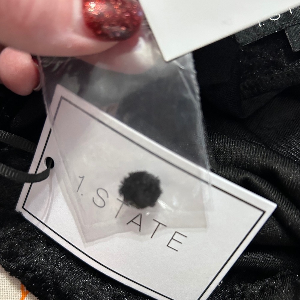 NWT 1 STATE Black Burnout Velvet Mock Neck Ruffle Cuff Open Back Top Small $89‎ - Picture 6 of 7